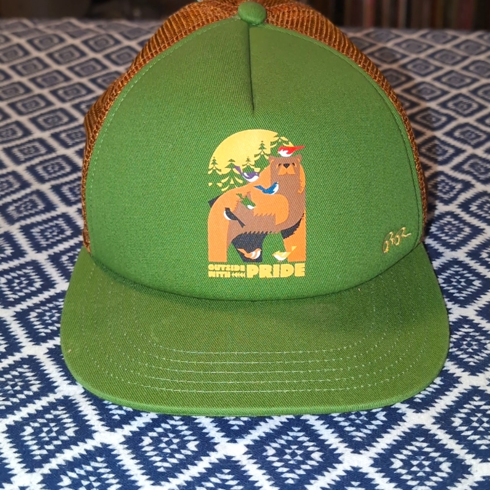 REI - Outside with Pride Trucker -Ryegrass Green